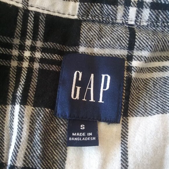 GAP black and white plaid button down flannel shirt women's size S - Picture 12 of 15